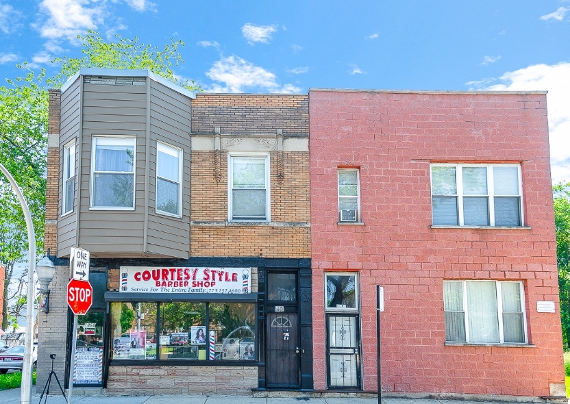 1057 N Hamlin Ave in Chicago, IL - Building Photo