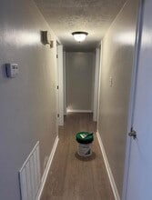 1102 Asbury Cir E in Elizabethtown, KY - Building Photo - Building Photo