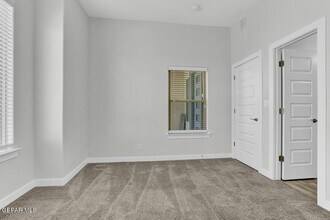 13405 Emerald Glass Dr in Horizon City, TX - Building Photo - Building Photo