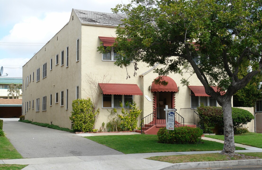 1517 Dixon St in Glendale, CA - Foto de edificio