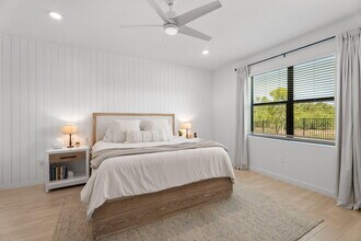 5892 SE Sky Blue Cir in Stuart, FL - Building Photo - Building Photo