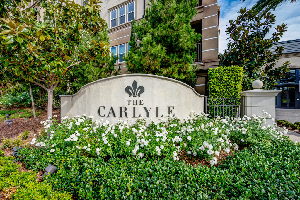 The Carlyle in Irvine, CA - Foto de edificio