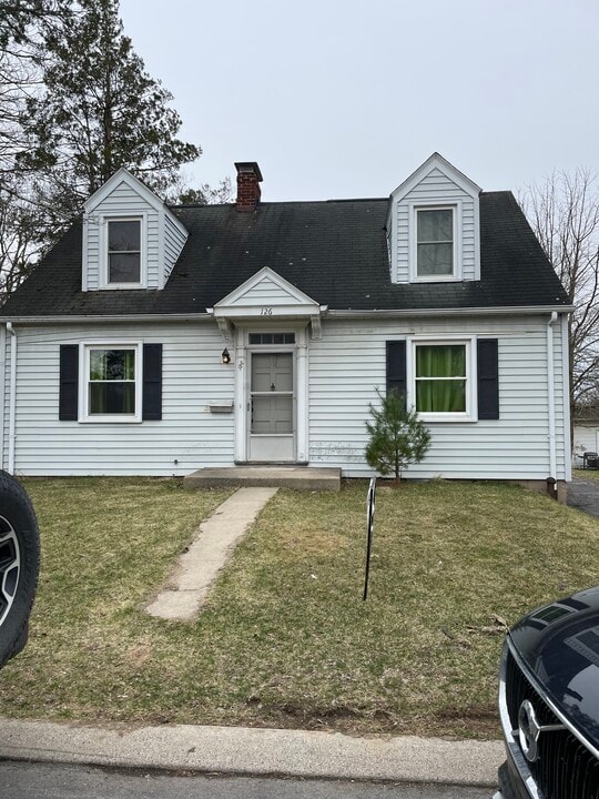 126 Hoy St in State College, PA - Building Photo