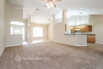 6226 35th Ave E in Palmetto, FL - Building Photo - Building Photo