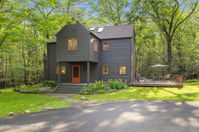 property at 501 Ohayo Mountain Rd