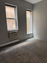 2130 N Halsted St, Unit 2F in Chicago, IL - Foto de edificio - Building Photo