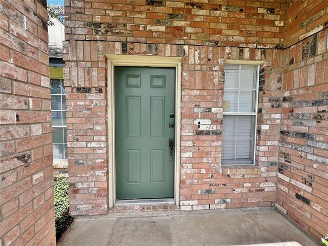 4944 Shady Oak Trail in Grand Prairie, TX - Building Photo - Building Photo