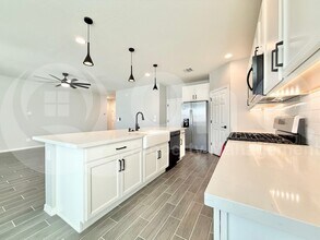 5523 W Coplen Farms Rd in Phoenix, AZ - Building Photo - Building Photo