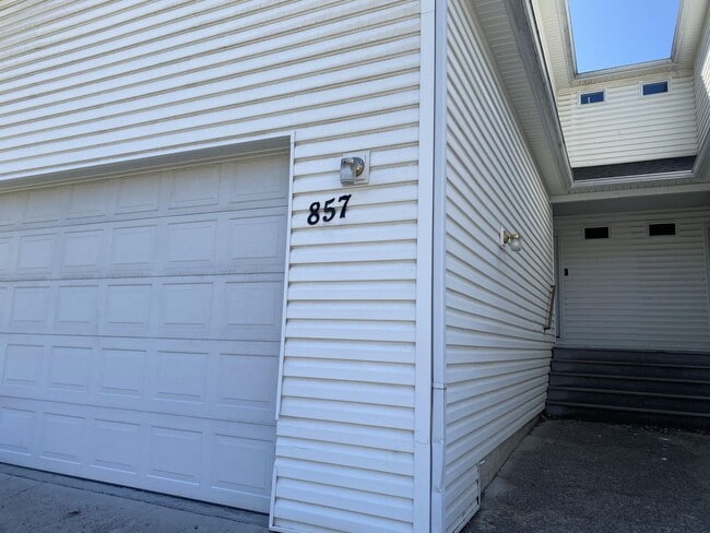 857 N Garfield St in Moscow, ID - Building Photo - Building Photo