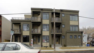 620 3rd Ave NW in Calgary, AB - Building Photo - Building Photo