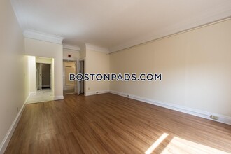 62 Boylston St in Boston, MA - Building Photo - Building Photo
