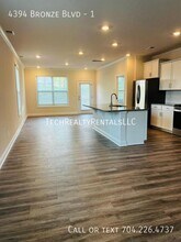 4394 Bronze Blvd in Lake Norman of Catawba, NC - Building Photo - Building Photo