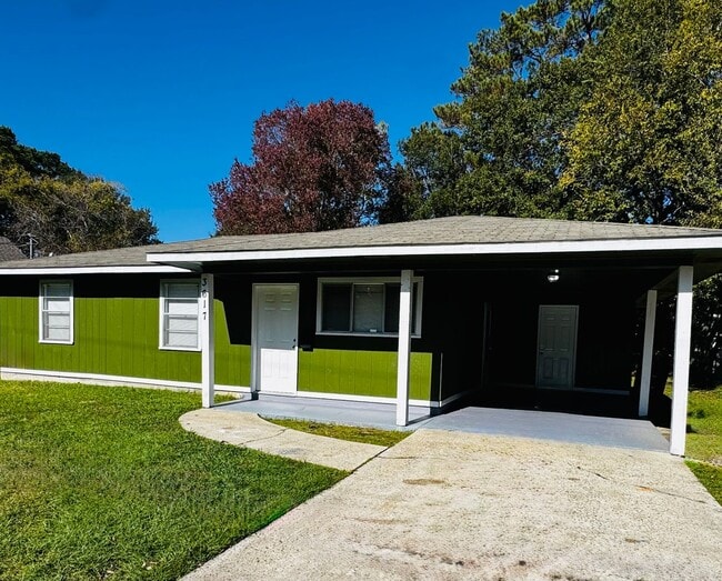 3617 Clayton Dr in Baton Rouge, LA - Building Photo - Building Photo