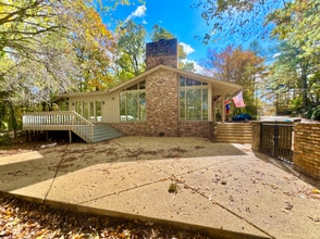 1812 Seminole Rd in Columbus, MS - Foto de edificio - Building Photo