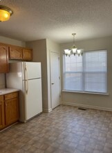 1049 Mile High Dr in Clarksville, TN - Building Photo - Building Photo