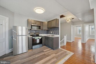 1733 67th Ave in Philadelphia, PA - Foto de edificio - Building Photo