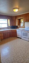 825 N 16th St in Bismarck, ND - Building Photo - Building Photo