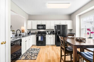 5334 Berry Creek Cir in Raleigh, NC - Building Photo - Building Photo