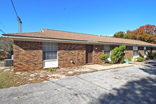 3400 Green Briar Ct in Gulf Breeze, FL - Building Photo
