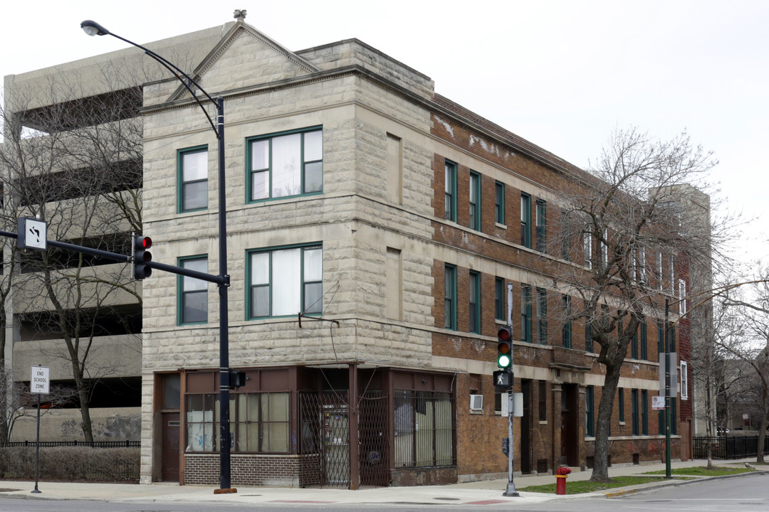 1401 N Western Ave in Chicago, IL - Building Photo