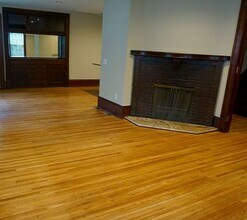 307 5th Ave SE in Minneapolis, MN - Foto de edificio - Building Photo