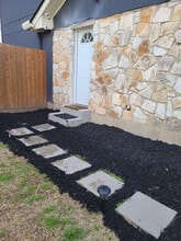 8304 Bridgetown Dr in Austin, TX - Building Photo - Building Photo