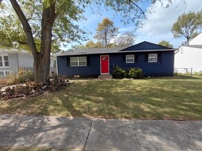 4791 Bourke Rd in Columbus, OH - Foto de edificio - Building Photo