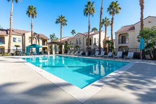 Silverhawk Apartments in La Quinta, CA - Building Photo