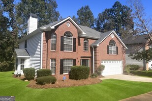 92 Gleneagles Way in Fayetteville, GA - Building Photo