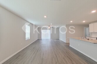 8740 SW 43rd Ter in Ocala, FL - Building Photo - Building Photo