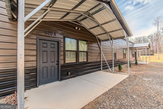 property at 620 Stiles Rd