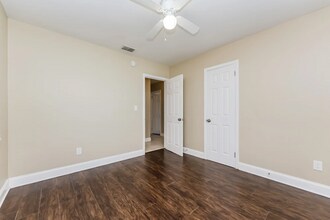 216 Overlook Dr in Winter Haven, FL - Building Photo - Building Photo