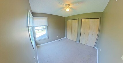 2503 Candlewood Dr in Manhattan, KS - Foto de edificio - Building Photo