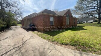 4806 Park Ave in Fort Smith, AR - Building Photo