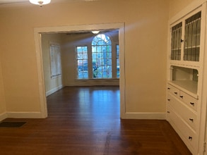 2817 I St in Sacramento, CA - Building Photo - Building Photo