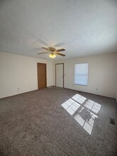 1317 N Sherman Ave in Springfield, MO - Building Photo - Building Photo