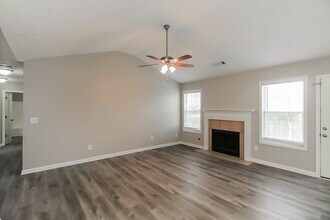 11570 Vinea Ln in Hampton, GA - Building Photo - Building Photo