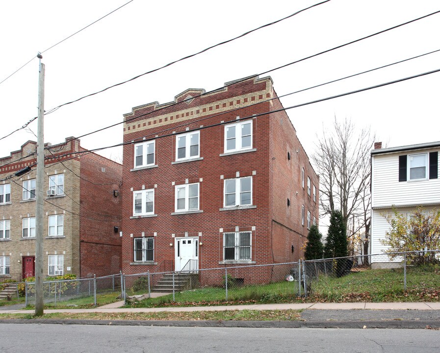 41-43 Nelson St in Hartford, CT - Foto de edificio