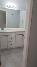 430 Commodore Dr in Plantation, FL - Building Photo - Building Photo