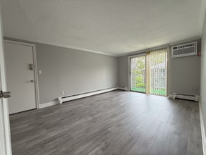 44 Delmont St in Methuen, MA - Building Photo - Building Photo