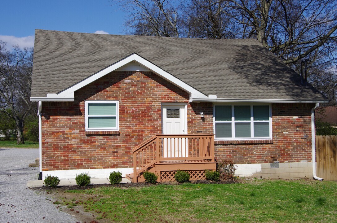 259 Madison Blvd, Unit B in Nashville, TN - Foto de edificio