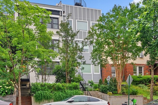 property at 2429 Ontario Rd NW