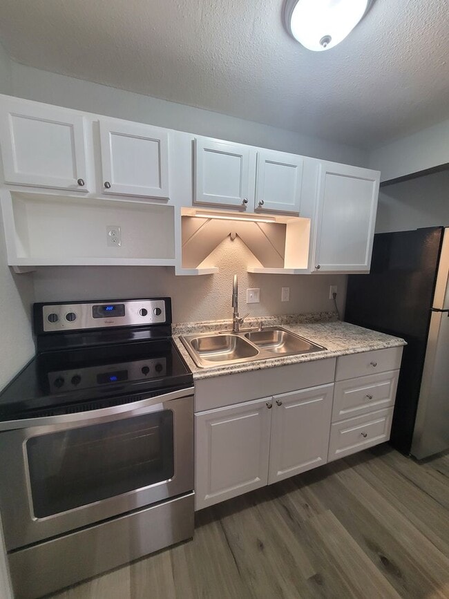 property at 4187 Sunset Dr