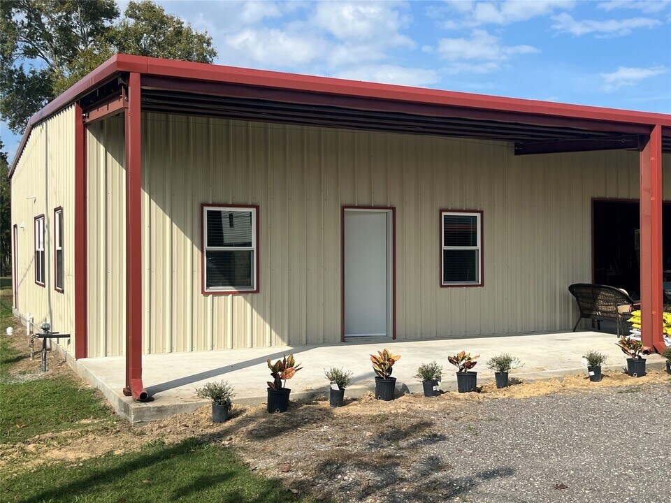 316 E A St in La Porte, TX - Building Photo