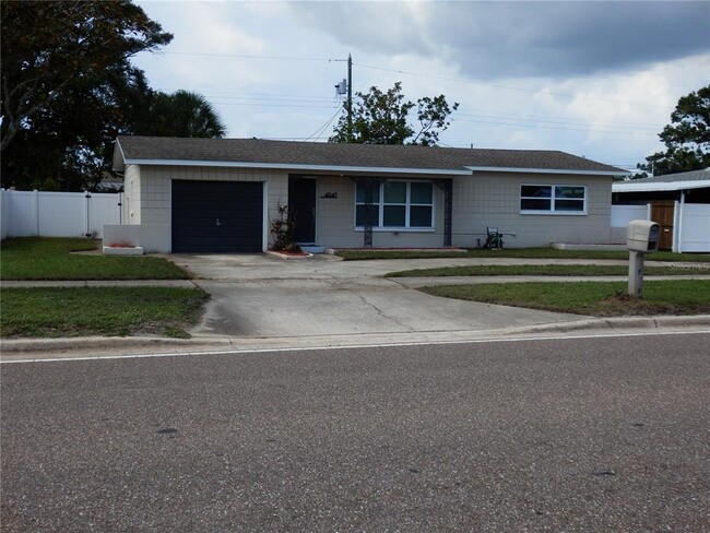 4547 54th Ave N in St. Petersburg, FL - Building Photo - Building Photo
