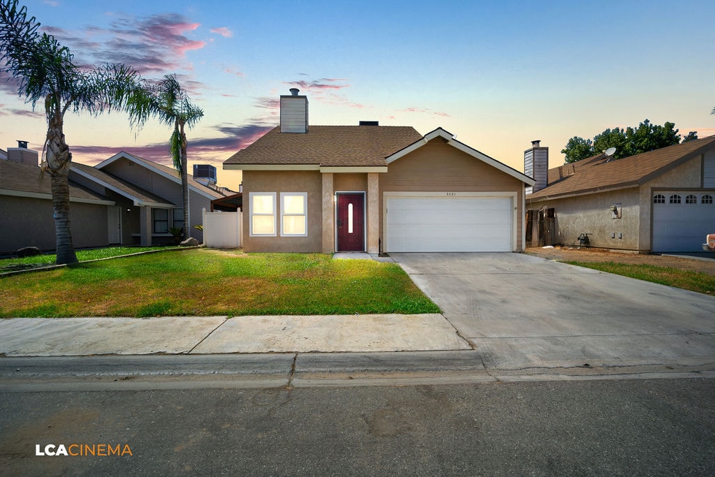 3521 Starwood Ln in Bakersfield, CA - Foto de edificio