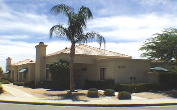 42980 Park Pl in Palm Desert, CA - Foto de edificio