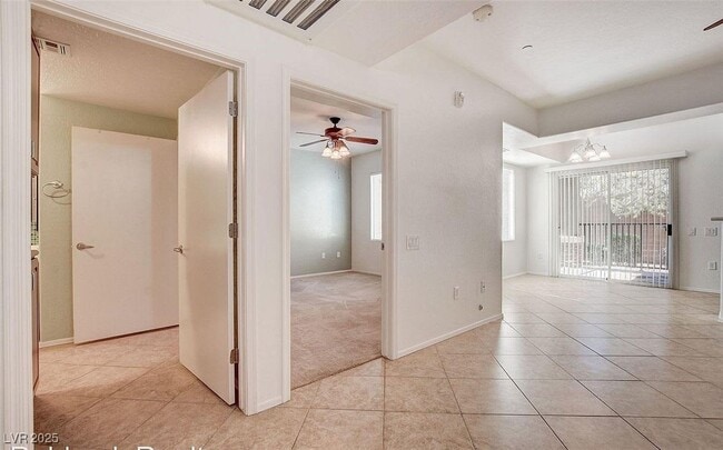 6868 Sky Pointe Dr