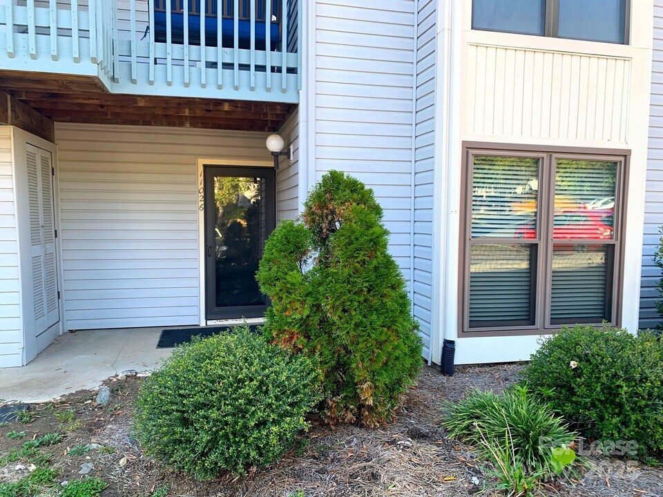 11026 Harrowfield Rd in Charlotte, NC - Building Photo