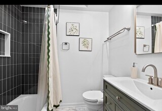 304 Pine St in Glenolden, PA - Building Photo - Building Photo